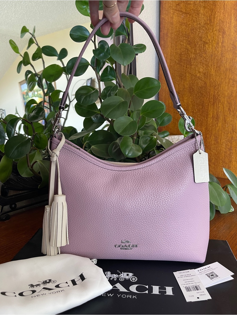 NWT Coach Laurel Shoulder Bag with Cream Tassel - Picture 2 of 14
